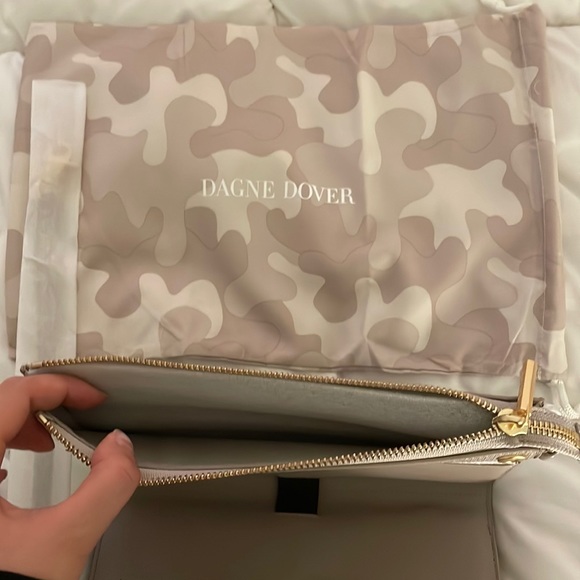 💥LAST ONE💥 NWT Dagne Dover Essential Canvas Wallet in Blush - Picture 11 of 16